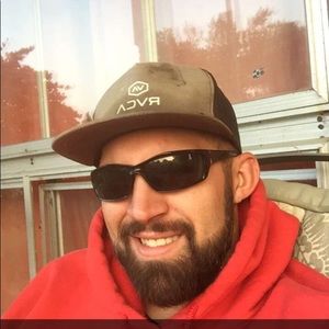 Meet your Posher, Joshua